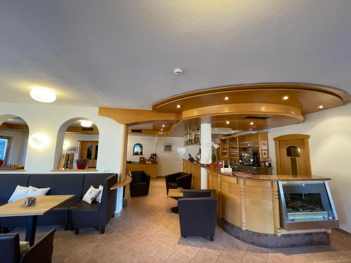 Hotel Larch Campo di Trens Kültér fotó