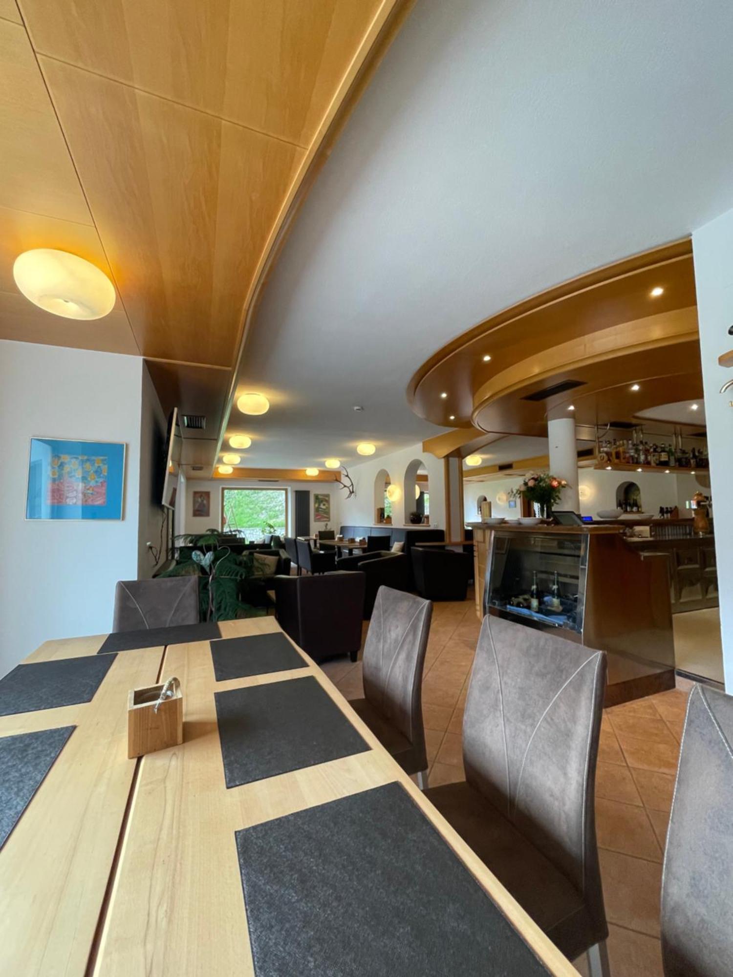 Hotel Larch Campo di Trens Kültér fotó