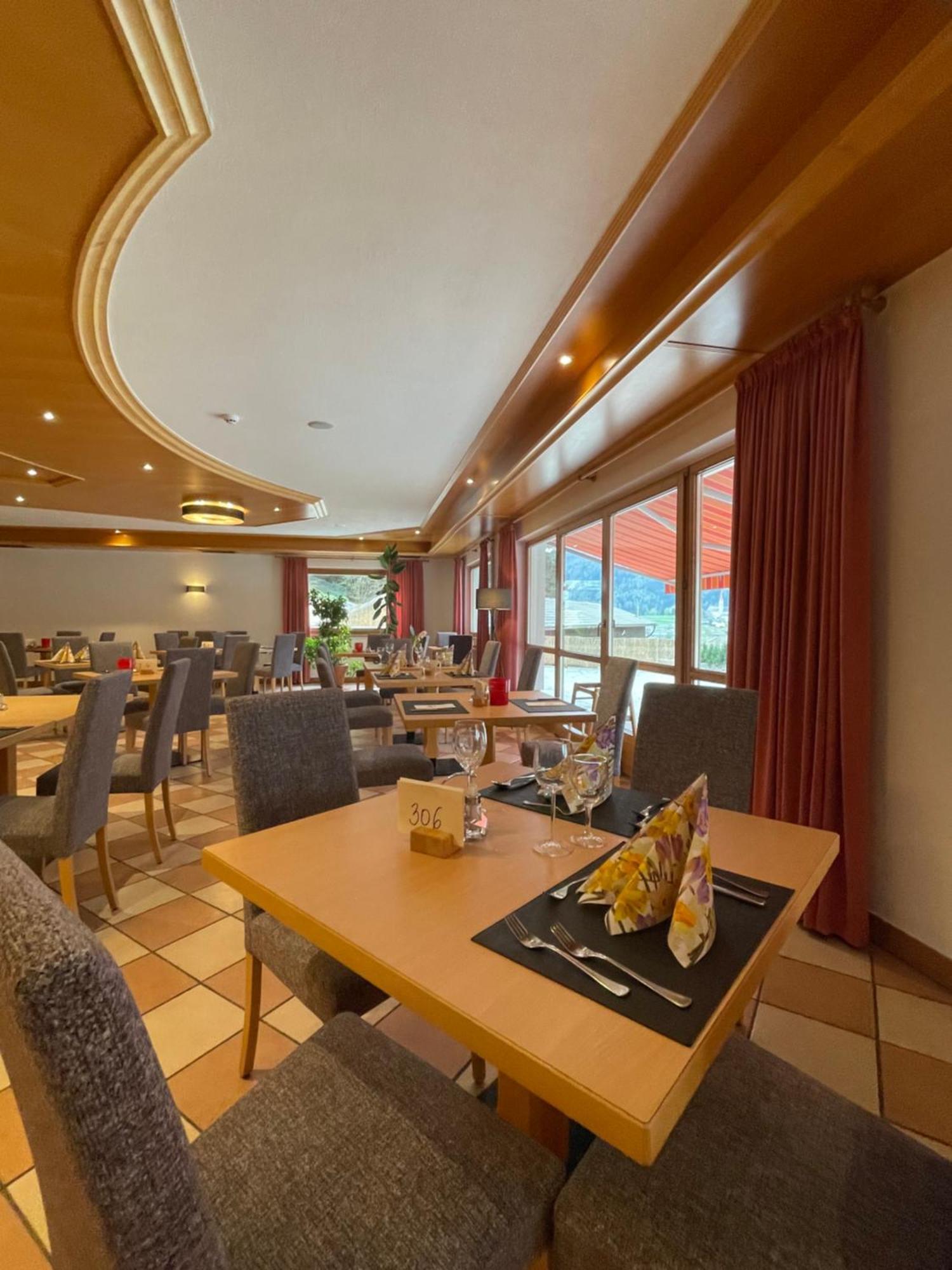 Hotel Larch Campo di Trens Kültér fotó